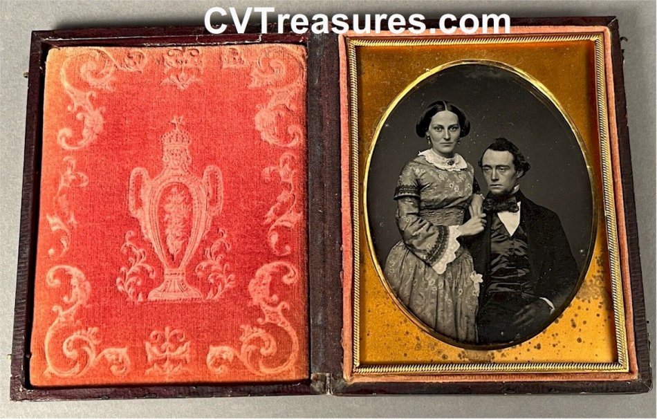 Daguerreotype 1/4 Pl Attractive Couple Antique