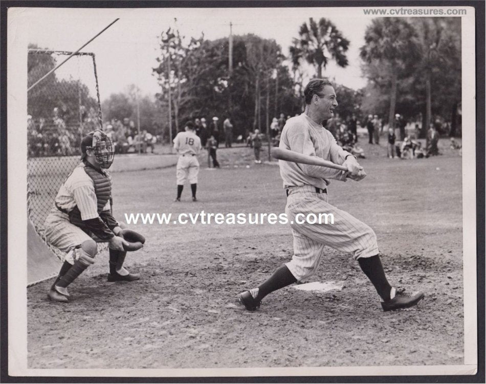 Lou Gehrig Vintage Sports Memorabilia Baseball Yankees Photo Rare TYPE 1 Picture Final Season PSA certified