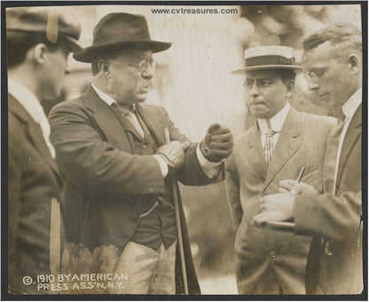 Teddy Roosevelt  Original Vintage Historical Photo Obscene Gesture